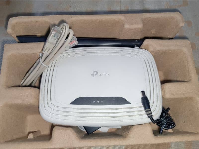 TP-Link WiFi Router for Sale – Excellent Condition 1