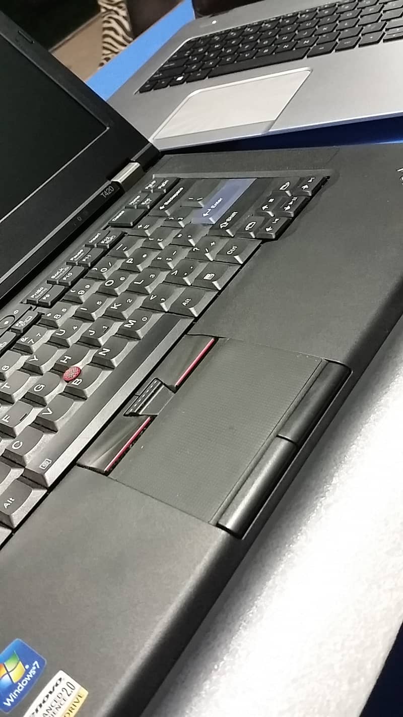 ThinkPad Lenovo T420 with 4GB Ram & 250GB HDD Fresh Stock 2