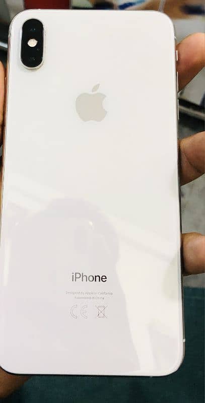 Iphone x max Non Pta 64gb health 80% Face I'd truetone All okay . 4