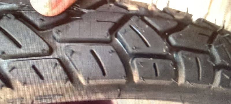 70 cc back tyre brand new 6 month warranty 6pr 4