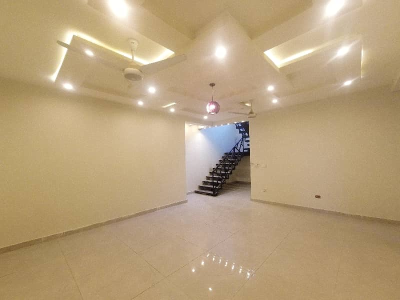 The Spacious House Triple Story Basement Luxury Interior House 6 Bedroom Available For Sale At Investor Rate In Sector F8-1 Bahria Town Phase 8 Rawalpindi 16