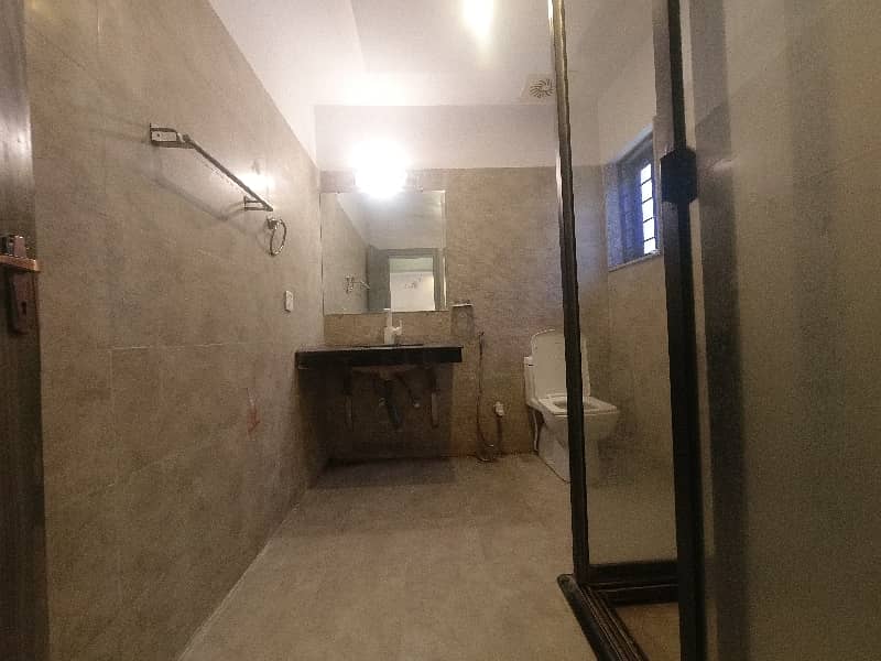 The Spacious House Triple Story Basement Luxury Interior House 6 Bedroom Available For Sale At Investor Rate In Sector F8-1 Bahria Town Phase 8 Rawalpindi 17