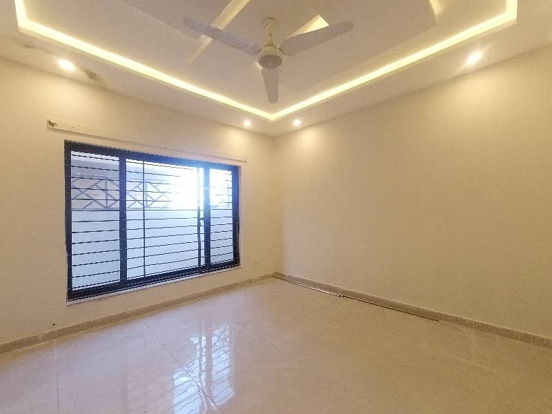 The Spacious House Triple Story Basement Luxury Interior House 6 Bedroom Available For Sale At Investor Rate In Sector F8-1 Bahria Town Phase 8 Rawalpindi 18