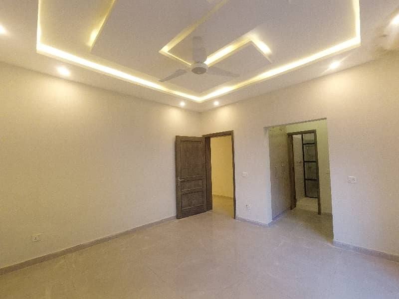 The Spacious House Triple Story Basement Luxury Interior House 6 Bedroom Available For Sale At Investor Rate In Sector F8-1 Bahria Town Phase 8 Rawalpindi 25