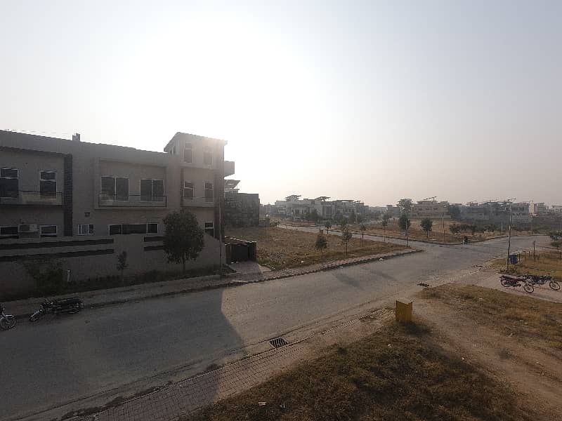 The Spacious House Triple Story Basement Luxury Interior House 6 Bedroom Available For Sale At Investor Rate In Sector F8-1 Bahria Town Phase 8 Rawalpindi 36