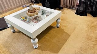 Drawing Room Center Table In Brand New Condition