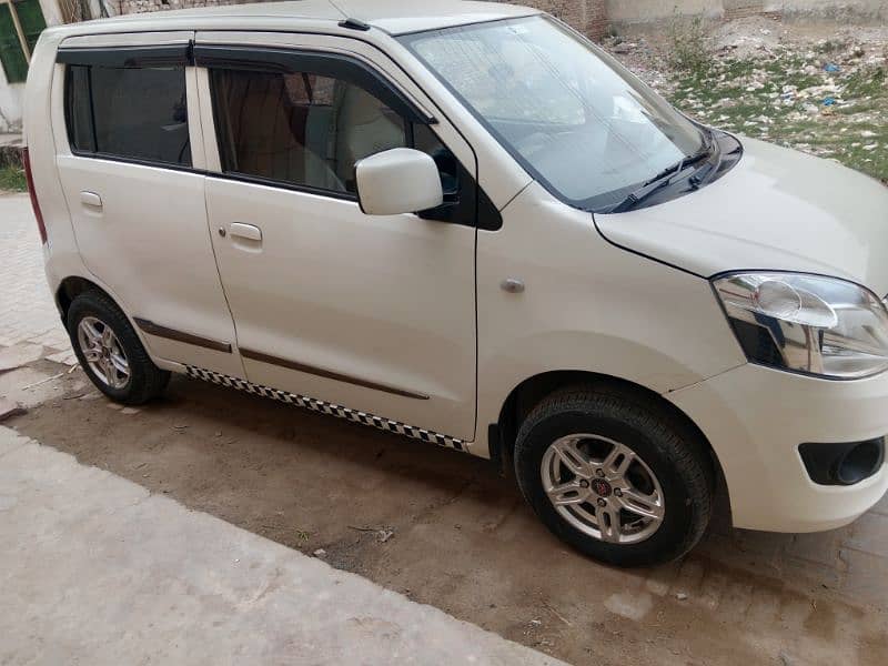 Suzuki Wagon R 2018 3