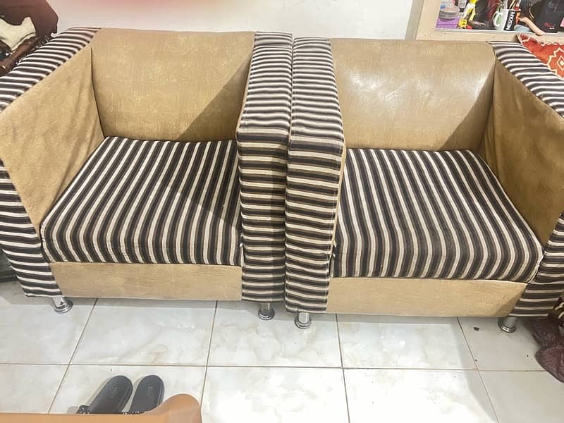 Sofa For sale 1