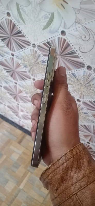 infinix note 30 pro 10/9 8+8256 full box Minar brake back 5