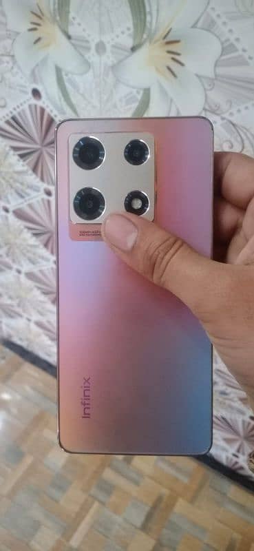 infinix note 30 pro 10/9 8+8256 full box Minar brake back 6