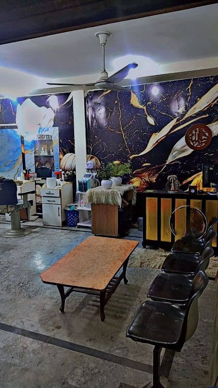 Salon for Sale 3