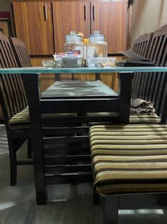 SIX SEATER DINING TABLE FOR SALE