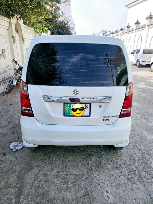 Suzuki Wagon R 2018 1