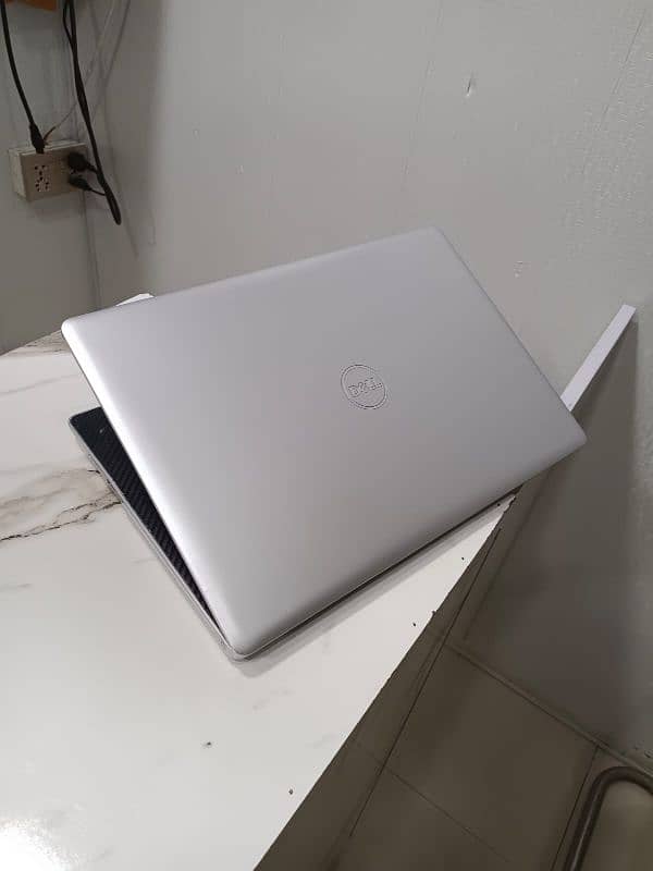 Dell 10th Generation Core i3 8GB RM 128GB NVMe 1TB HHD GooD Conditions 11