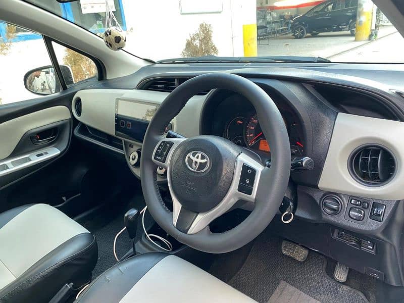 Toyota Vitz 2014/2017 6