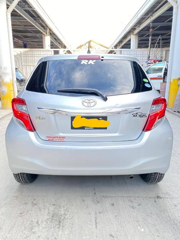 Toyota Vitz 2014/2017 13