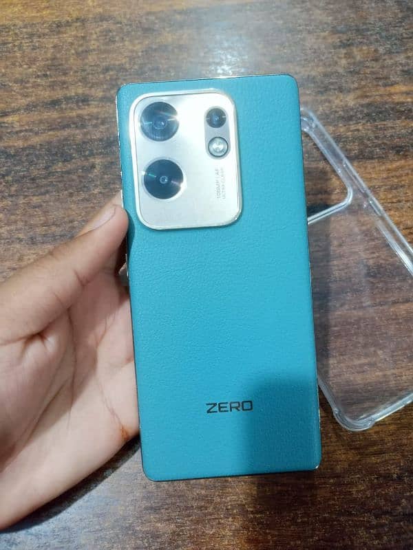 infinix zero 30 ha modal ma show nh hu rha tha es lia zero 40 lgaya ha 3