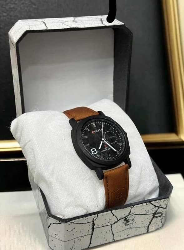 Men Quartz Analog Watch Brown And Black leather Strap 2