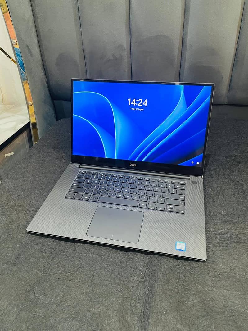 Dell XPS 9570 C-i7 8th GEN 4k Touch Screen 4