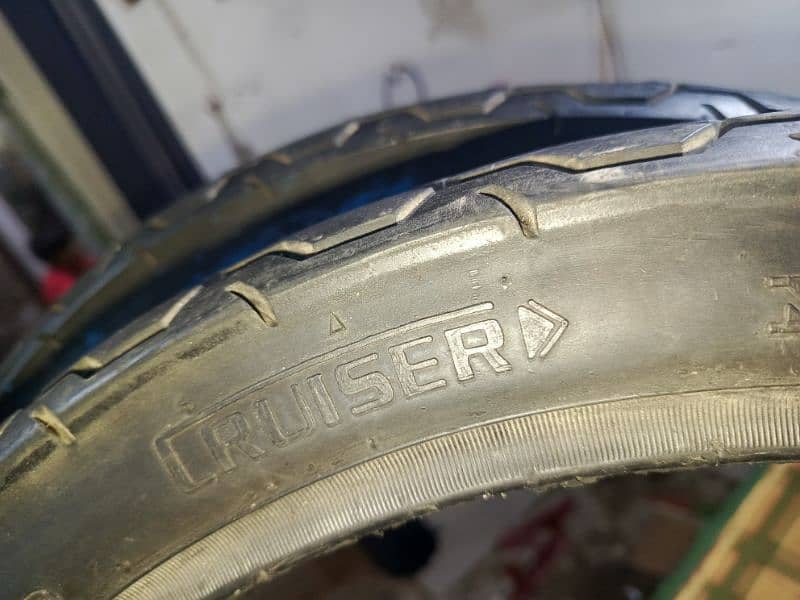service tyre 90.90. 18  play 6 Suzuki pridor ybr ybz sub pe lag jayge 1
