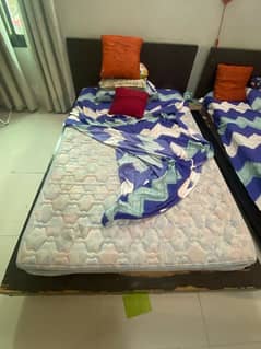 2 single bed with mattress