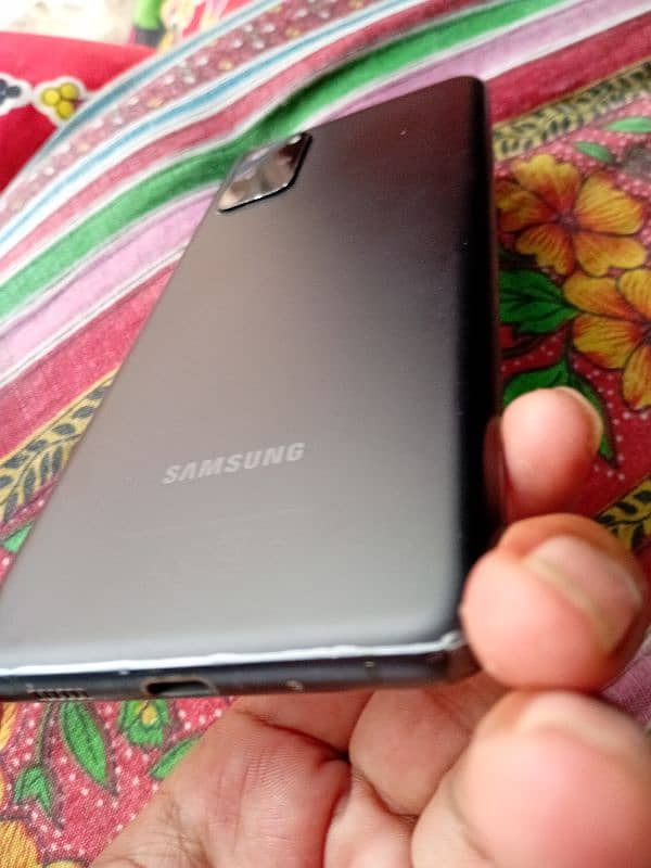 samsung s20 plus 5g non pta hai 03006510953 6