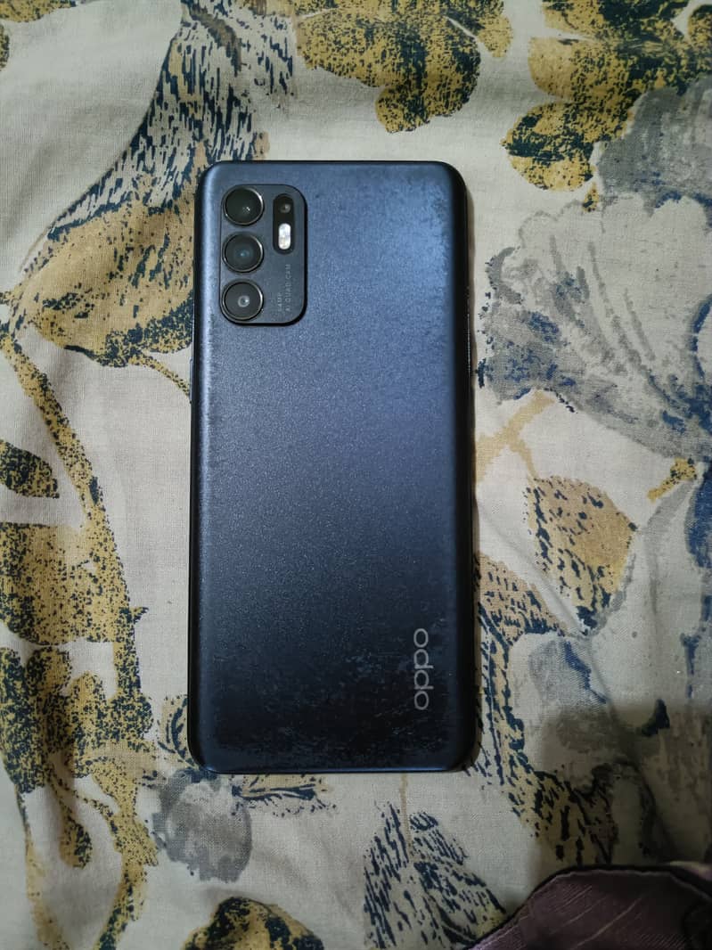 OPPO Reno 6 with Box 3