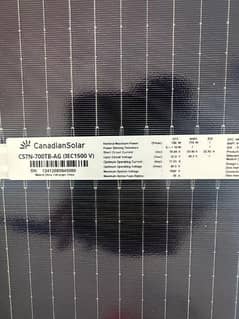 700W Solar panels