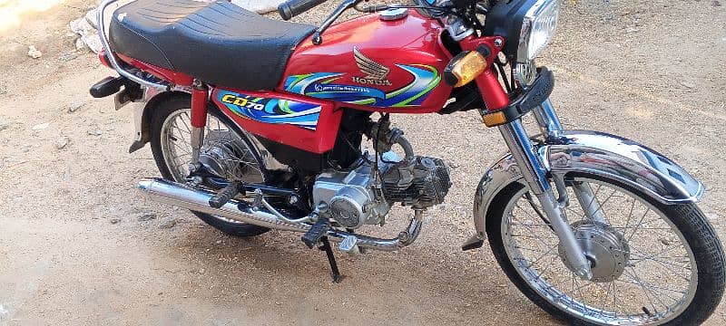 Honda CD 70 2024 3