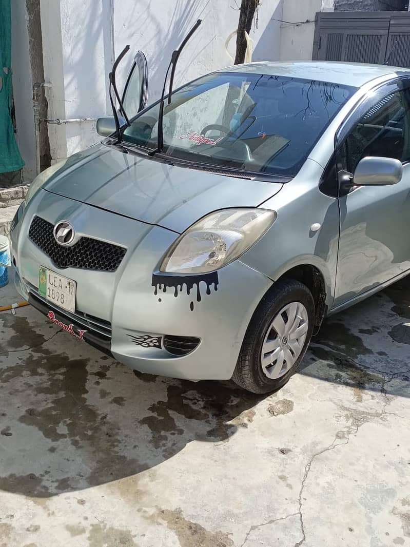 Toyota Vitz 2006-12 0