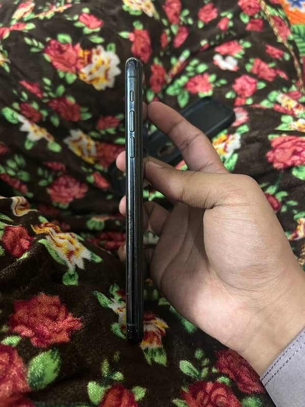 iphone 11 pro max 256 gb factory unlock non pta 6