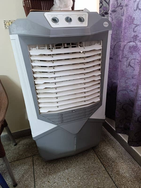 Canon Cooler ( urgent sale ) 0