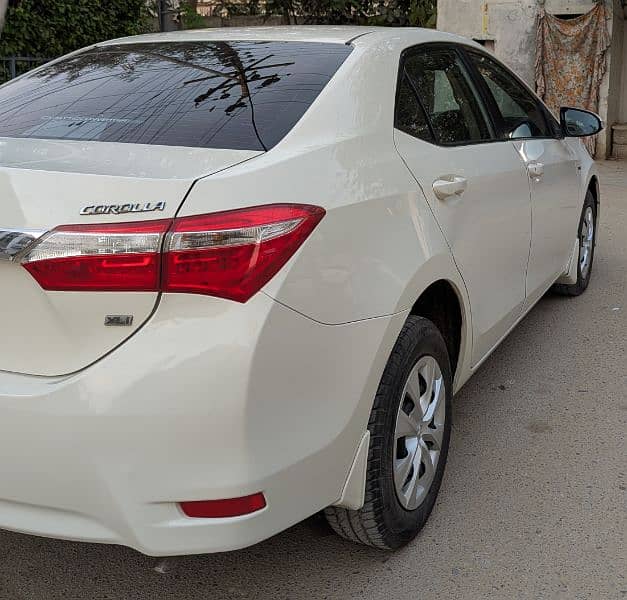 Toyota Corolla XLI 2017 9