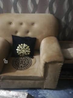 5 seater sofa use for sale 40000 condition 10. by 8