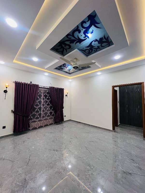 Prime Location Sufiyan Garden House Sized 10 Marla For Sale 9