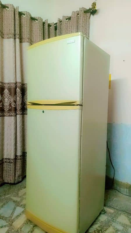 Singer fridge for sale 1