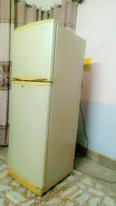 Singer fridge for sale 3