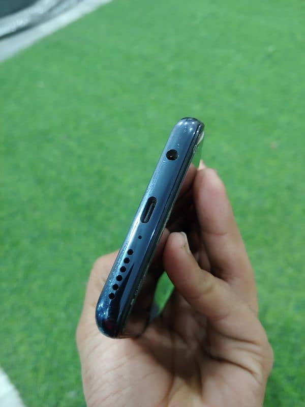 Motorola One 5G UW 3