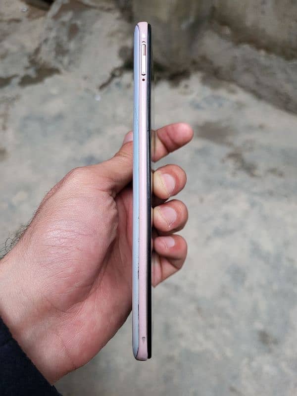 Vivo S1 pro 8/128 GB 5