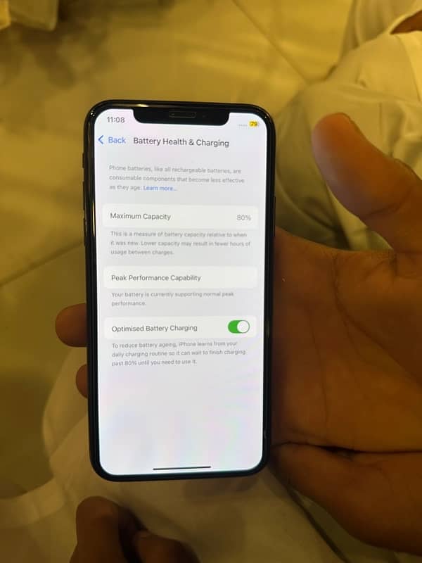 iphone xs factory unlock 4 month sim will work 7