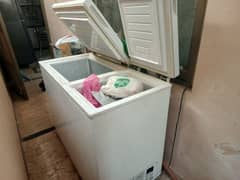 deep freezer haier Good condition