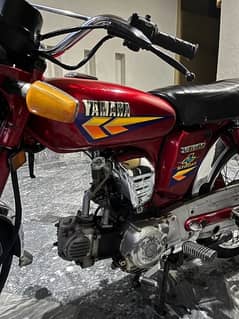 YAMAHA YD 100