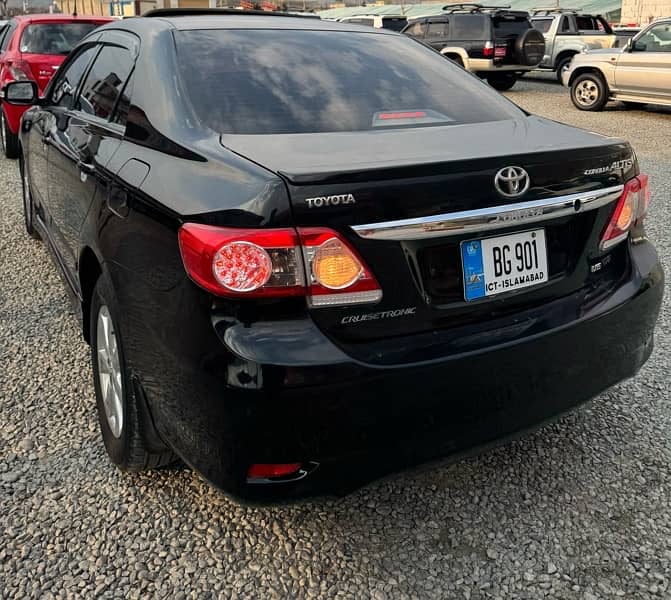 Toyota Corolla Altis 2014 3