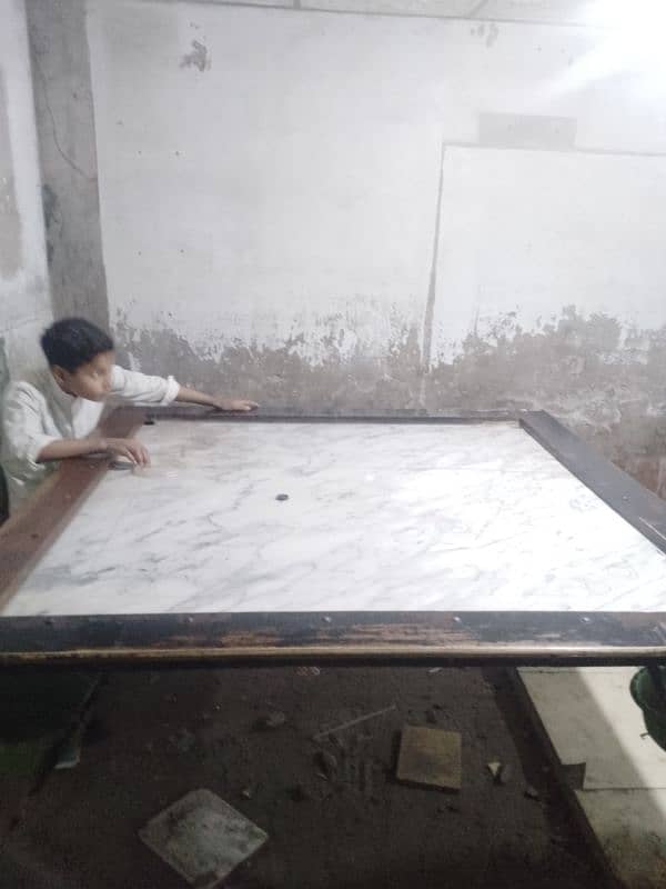 5 x 5 Carrom bord for sale 0