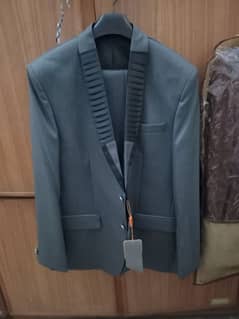 Mens pant Coat size 40.