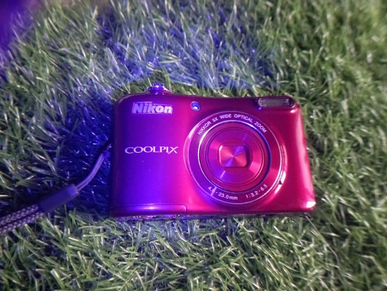 Nikon Coolpix 20 mega pixel camera 0