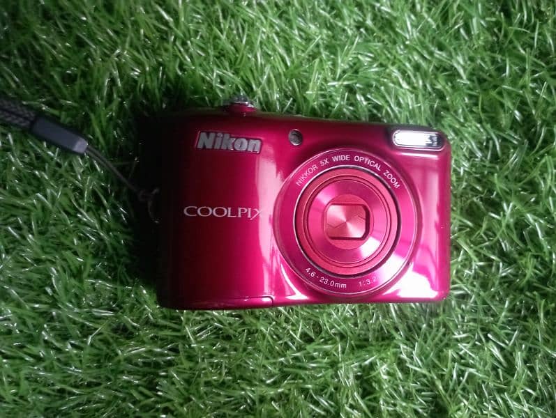 Nikon Coolpix 20 mega pixel camera 3