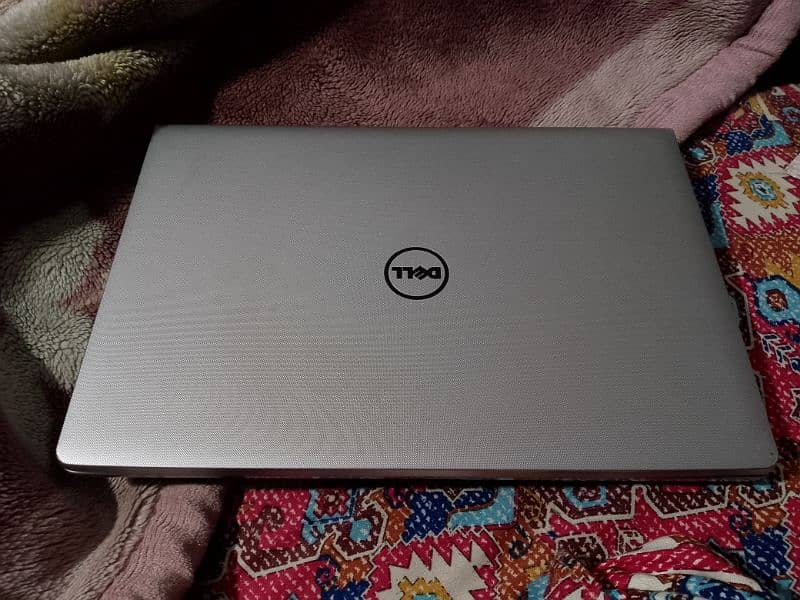 Dell Inspiron i7 6th gen 8/256 4gb graphics card+4gb dedicated 1