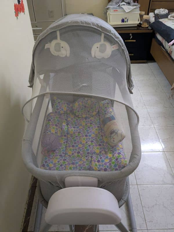 Mestela automatic electric baby swing 1