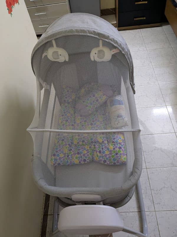 Mestela automatic electric baby swing 3